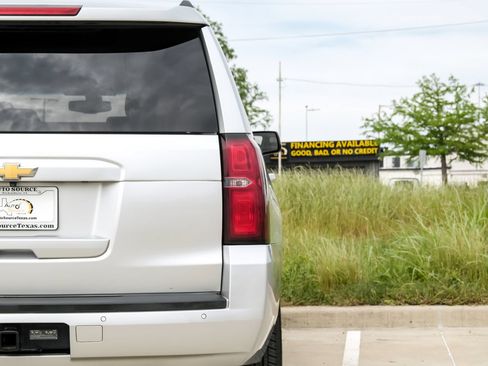 Used 2020 Chevrolet Tahoe LS RWD image 49