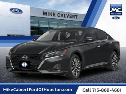Used 2025 Nissan Altima 2.5 SV