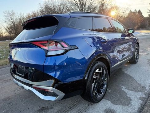 Certified 2025 Kia Sportage SX image 3