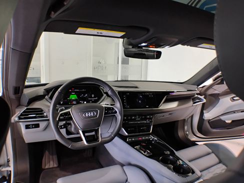 Used 2022 Audi e-tron GT Prestige w/ Prestige Package image 82