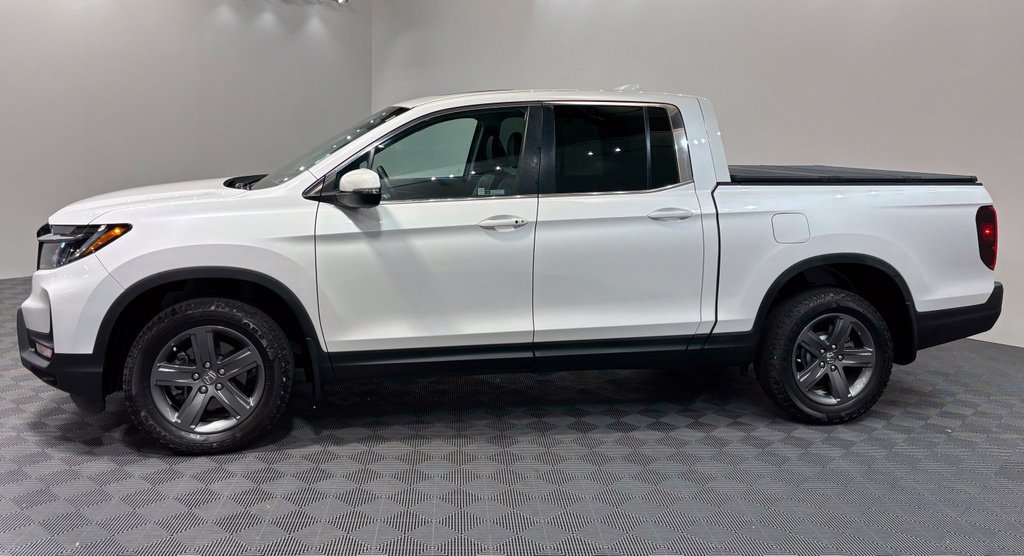 Certified 2023 Honda Ridgeline RTL image 2