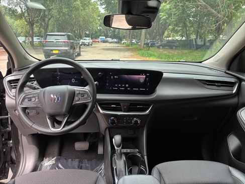 Used 2025 Buick Encore GX Preferred FWD image 31