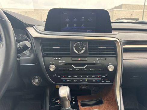 Used 2021 Lexus RX 350L Premium w/ Premium Package AWD/4WD image 17