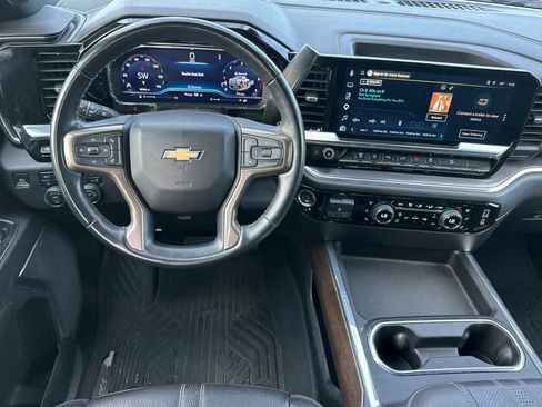Used 2024 Chevrolet Silverado 2500 High Country w/ High Country Premium Package AWD/4WD image 16