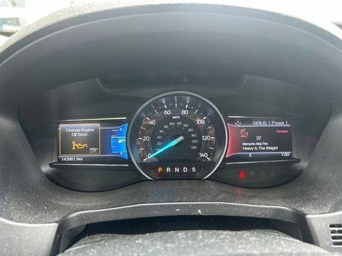 Used 2017 Ford Explorer Limited w/ Equipment Group 301A AWD/4WD image 5