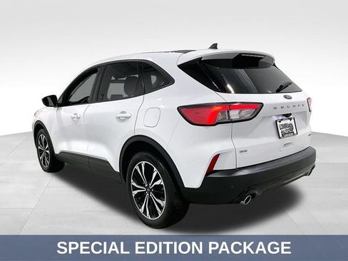 Used 2022 Ford Escape SE w/ SE Sport Appearance Package AWD/4WD image 6