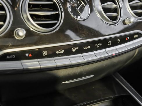 Used 2016 Mercedes-Benz S 550 Sedan image 32