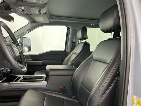 Certified 2025 Ford F350 Lariat w/ FX4 Off-Road Package image 17