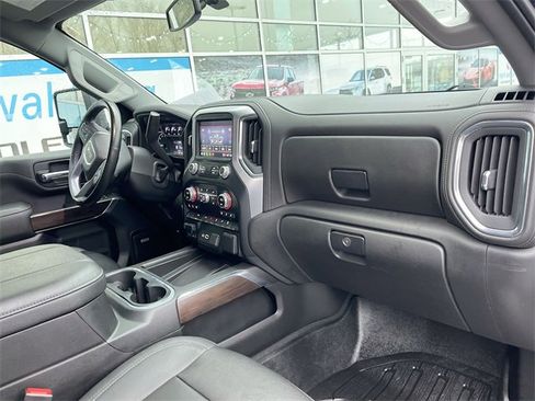Certified 2023 GMC Sierra 2500 SLT w/ SLT Preferred Package image 28