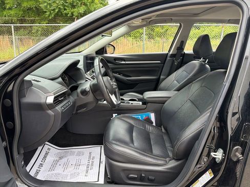 Used 2023 Nissan Altima 2.5 SL FWD image 21