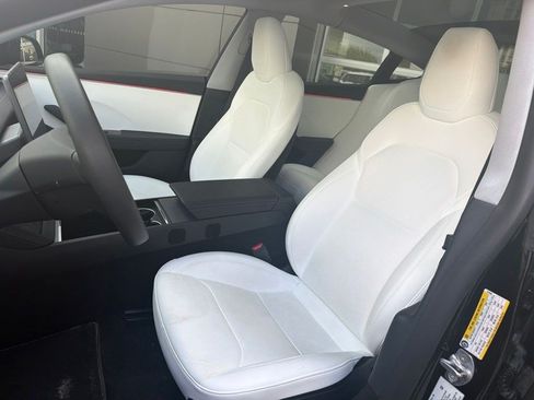 Used 2025 Tesla Model 3 Long Range AWD/4WD image 14