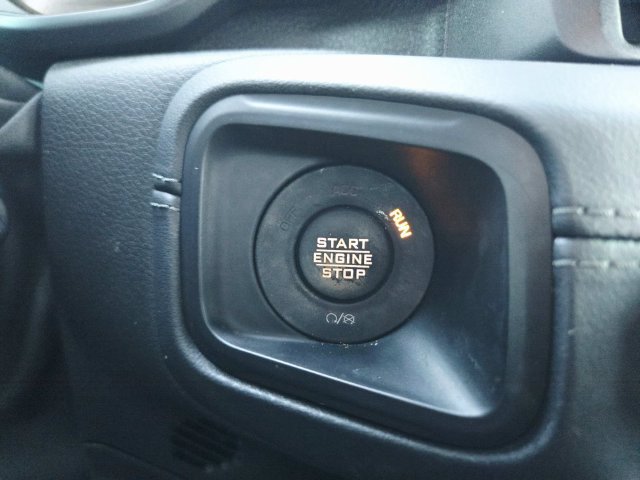 Used 2024 Jeep Wrangler Unlimited Sahara AWD/4WD image 18