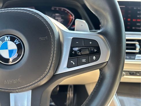 Used 2022 BMW X6 xDrive40i w/ M Sport Package AWD/4WD image 39