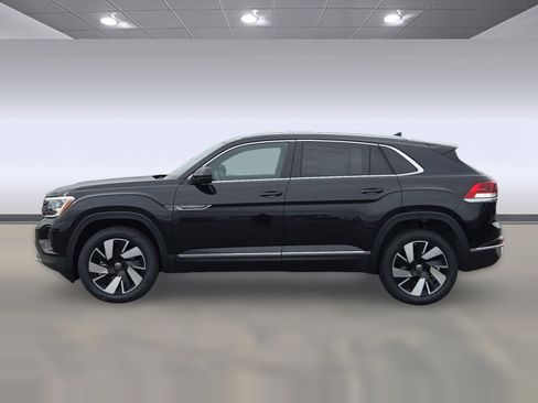 New 2026 Volkswagen Atlas Cross Sport SEL AWD/4WD image 2