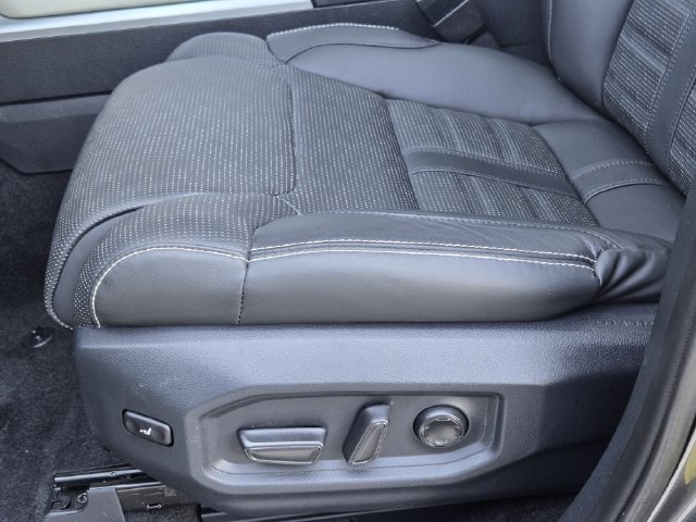 Used 2024 Toyota Sequoia Capstone AWD/4WD image 21