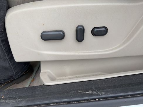 Used 2014 Ford Escape SE w/ Equipment Group 201A image 19