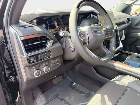 New 2026 GMC Yukon XL Denali w/ Denali Reserve Package AWD/4WD image 21