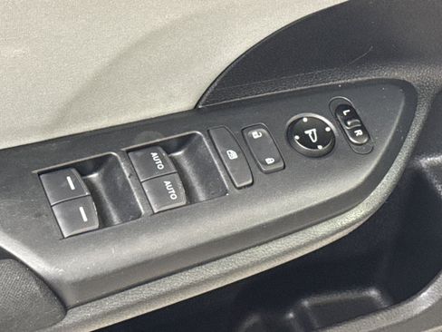Used 2020 Honda Civic EX image 16