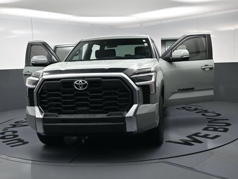 Used 2026 Toyota Tundra SR5 w/ TRD Off-Road Package AWD/4WD image 23