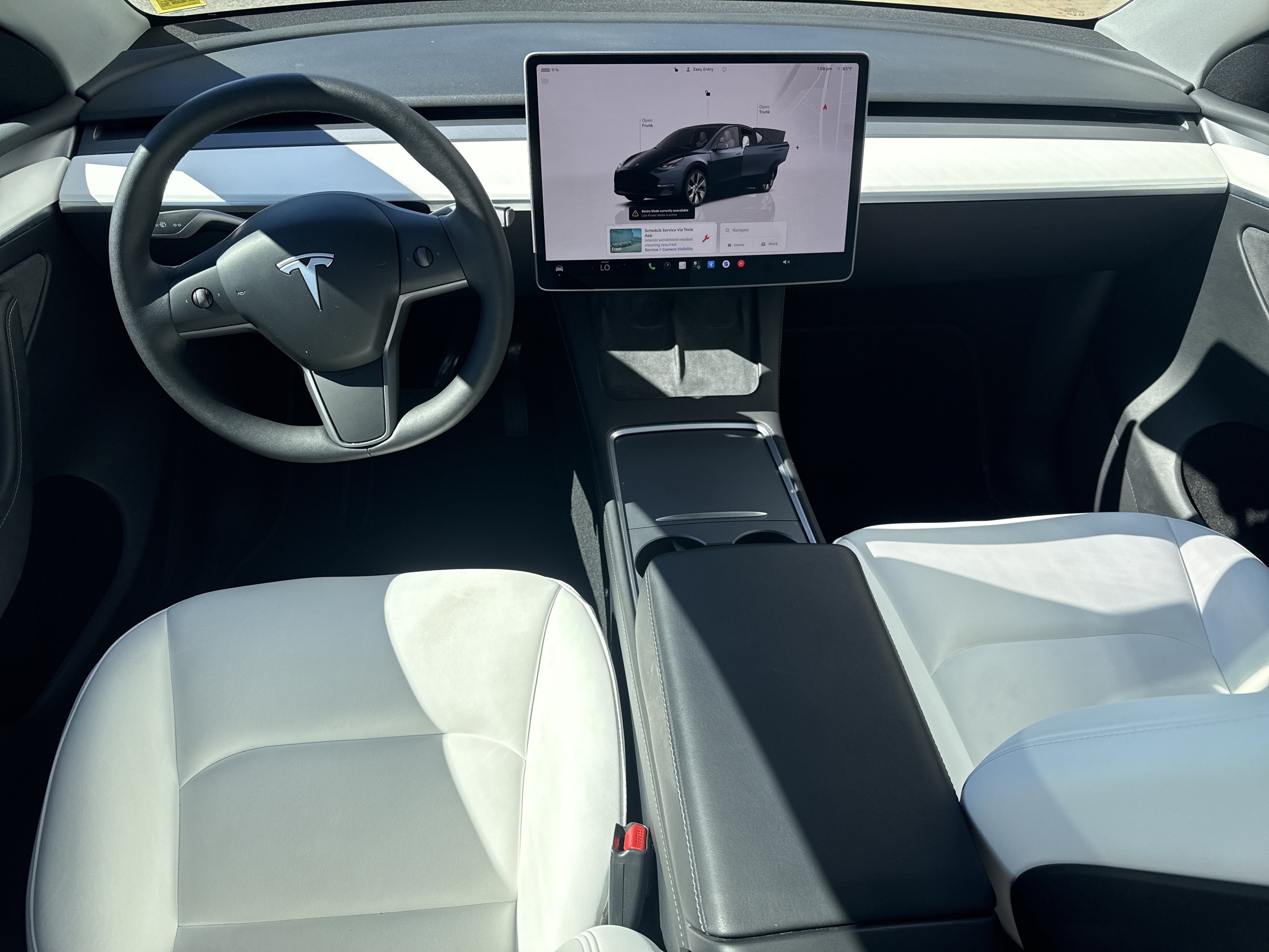 Used 2024 Tesla Model Y Long Range AWD/4WD image 4