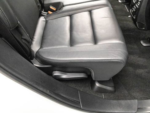 Used 2022 Jeep Grand Cherokee Limited image 38