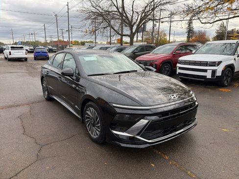 New 2026 Hyundai Sonata SEL image 1