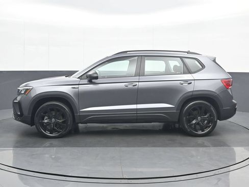 Used 2023 Volkswagen Taos S AWD/4WD image 3