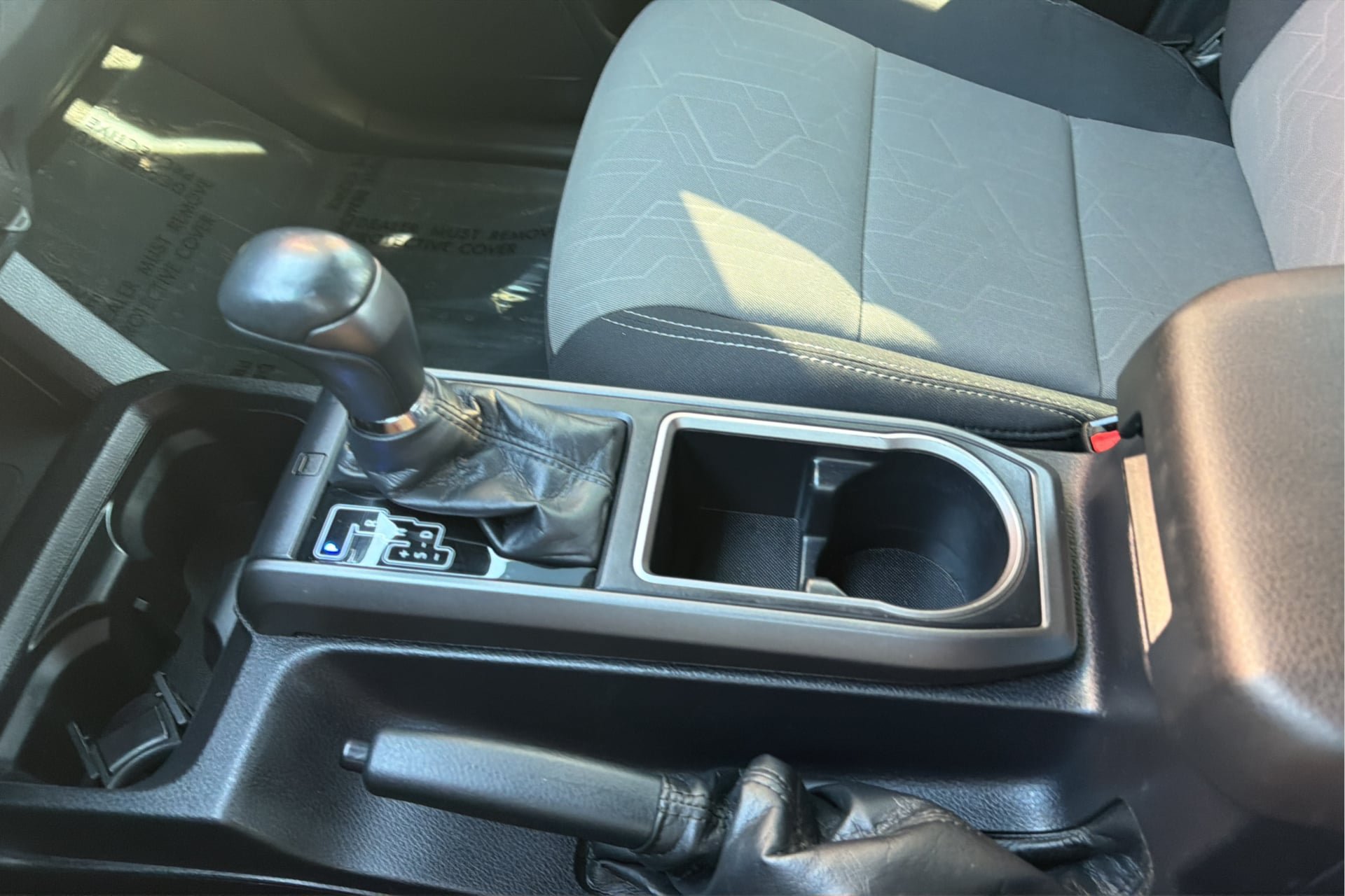 Used 2021 Toyota Tacoma TRD Off-Road AWD/4WD image 26