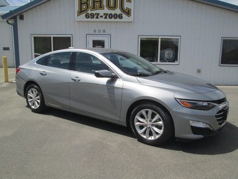 Used 2024 Chevrolet Malibu LT FWD image 1