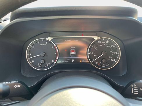 Used 2024 Nissan Rogue SV AWD/4WD image 23