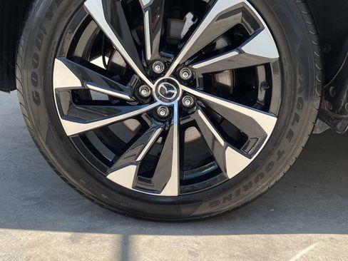 Certified 2025 MAZDA CX-50 2.5 Hybrid w/ Premium Plus Pkg AWD/4WD image 27