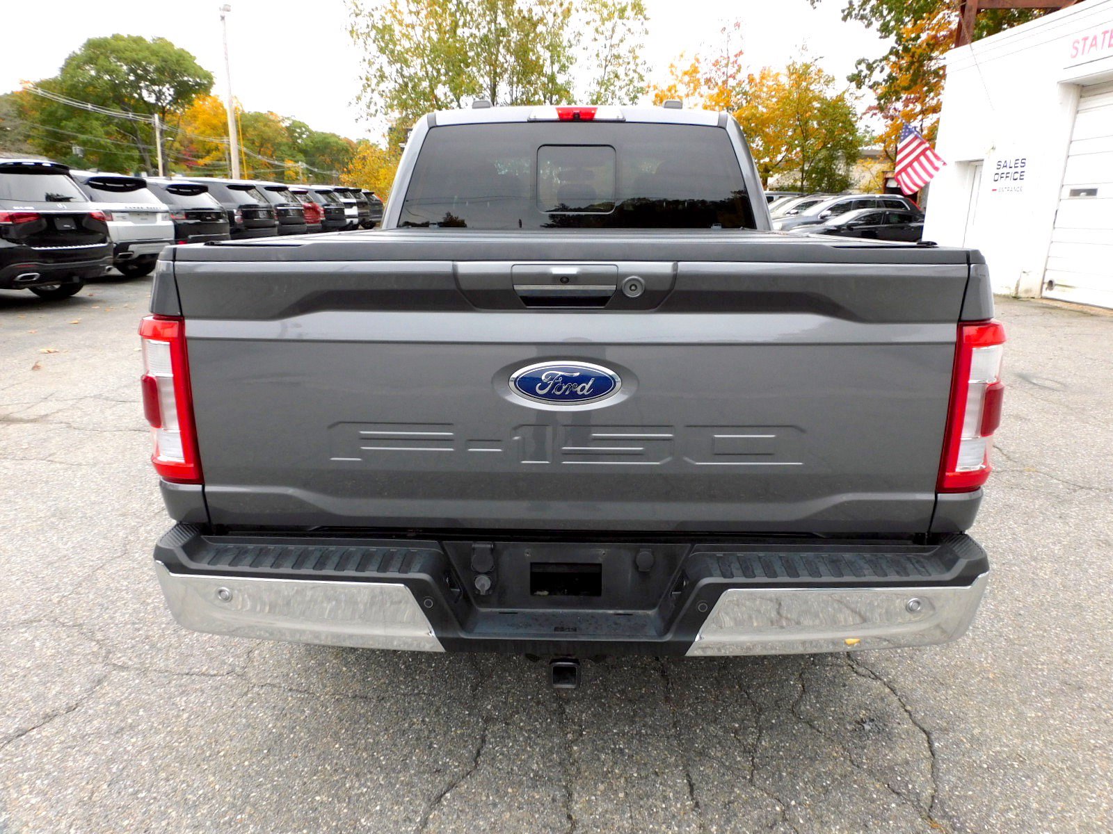 Used 2021 Ford F150 Lariat w/ Equipment Group 502A High AWD/4WD image 4