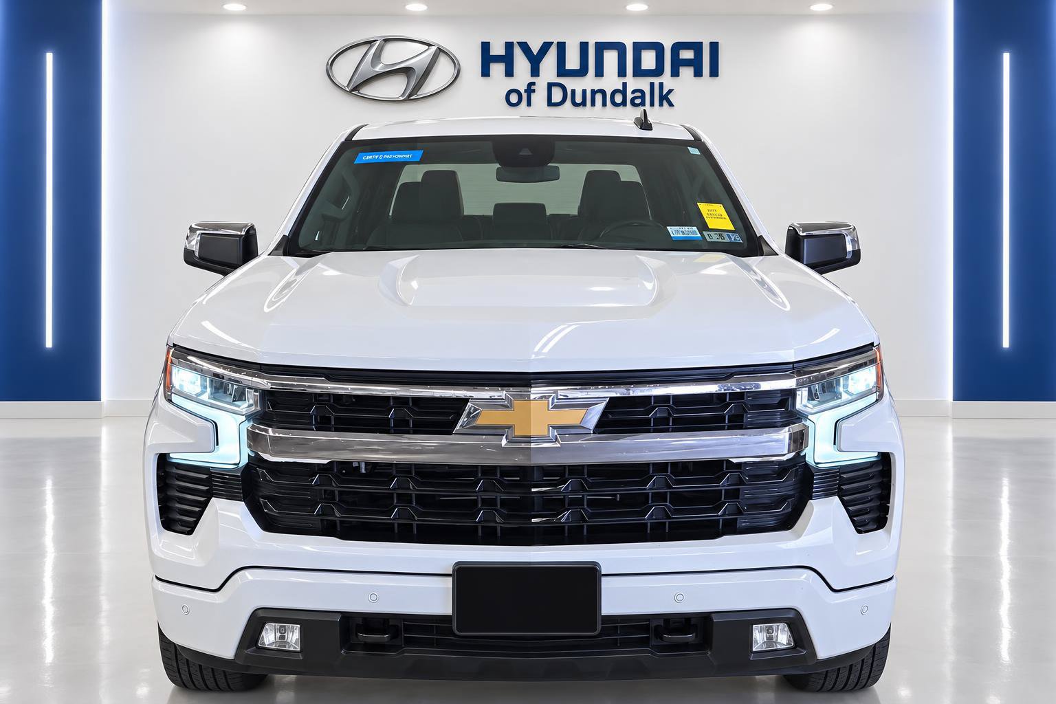 Used 2022 Chevrolet Silverado 1500 LT AWD/4WD image 5