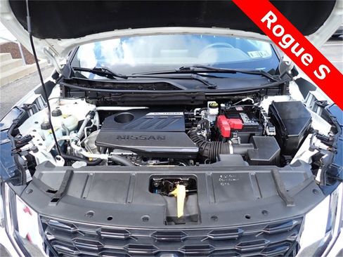 Used 2023 Nissan Rogue S image 13