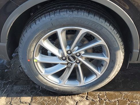 New 2026 Lincoln Corsair Premiere image 5