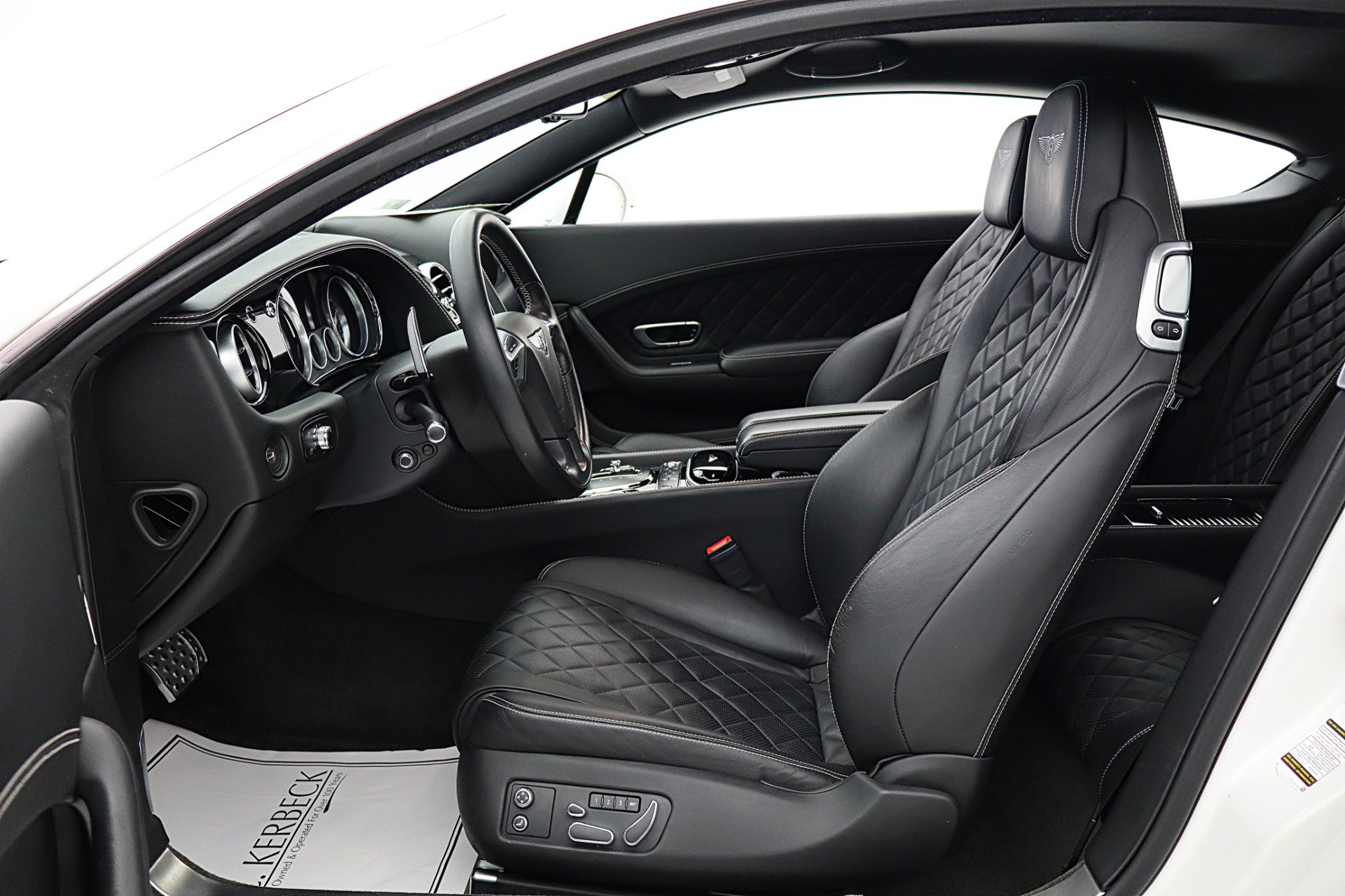 Used 2017 Bentley Continental GT AWD/4WD image 34