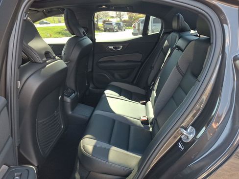 Certified 2025 Volvo S60 T8 Ultra image 10