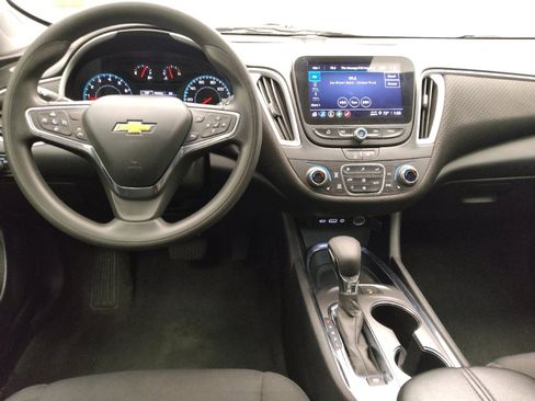 Used 2024 Chevrolet Malibu LT FWD image 22