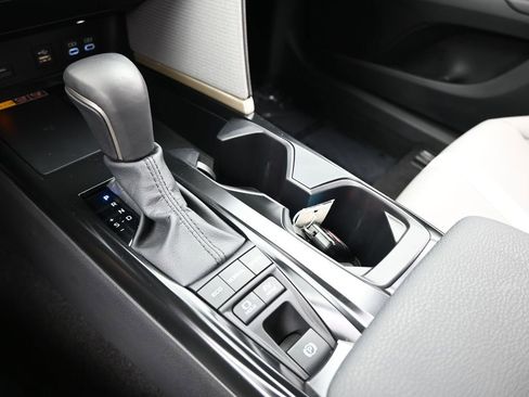 Used 2026 Toyota Camry SE w/ Convenience Package image 28