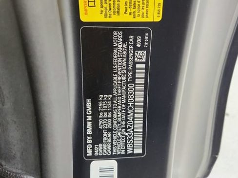 Used 2021 BMW M4 Competition w/ M Carbon Exterior Package RWD image 87