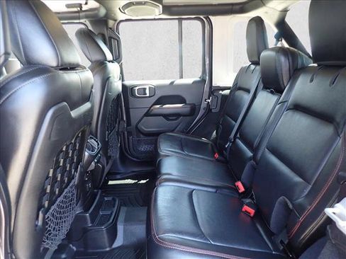 Used 2020 Jeep Wrangler Unlimited Rubicon AWD/4WD image 9