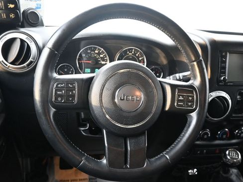 Used 2013 Jeep Wrangler Unlimited Sahara w/ Dual Top Group image 23