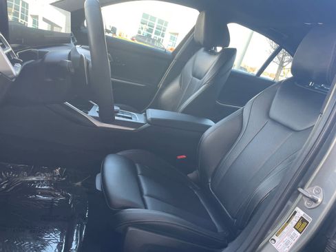 Used 2025 BMW 330i Sedan image 6