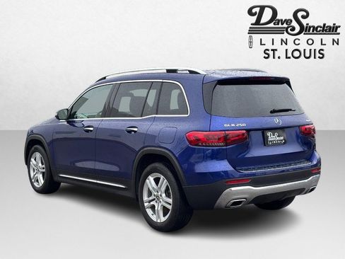 Used 2021 Mercedes-Benz GLB 250 4MATIC image 7