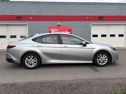 Certified 2025 Toyota Camry LE FWD image 2