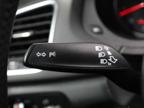 Used 2018 Audi Q3 2.0T Premium Plus w/ Premium Plus Package image 29