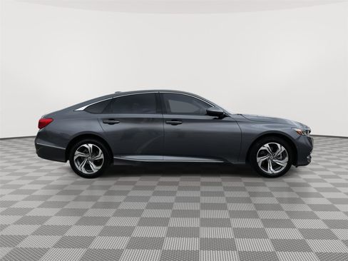 Certified 2020 Honda Accord EX-L image 4