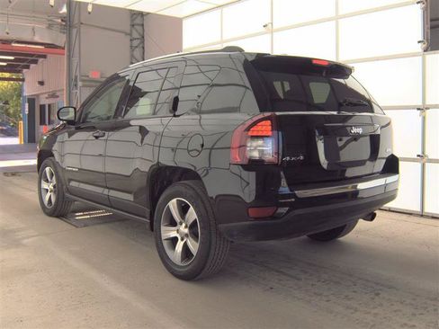 Used 2017 Jeep Compass High Altitude AWD/4WD image 6