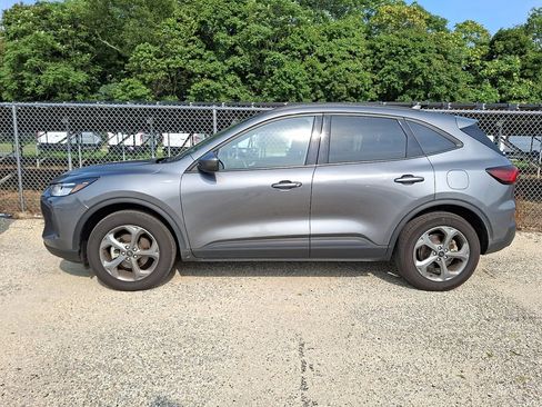 Used 2025 Ford Escape ST-Line Select AWD/4WD image 4