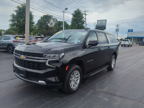 Certified 2023 Chevrolet Suburban LS w/ Driver Alert Package AWD/4WD image 4